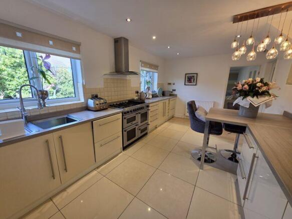 Kitchen/Breakfast Room