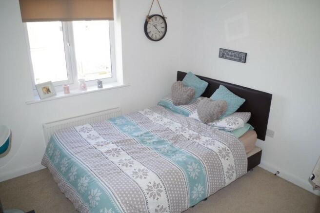 2 bed Apartment to rent Image 5