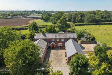 The Old Coach House, Bilsborrow Lane, Bilsborrow, Preston PR3 0RP