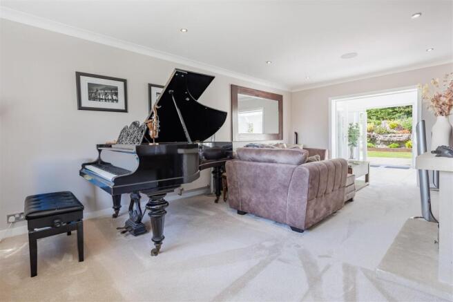 5 Ravensmere (3).jpg