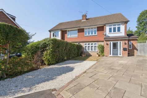 Farm Close, Little Chalfont, Buckinghamshire, HP6 6RH
