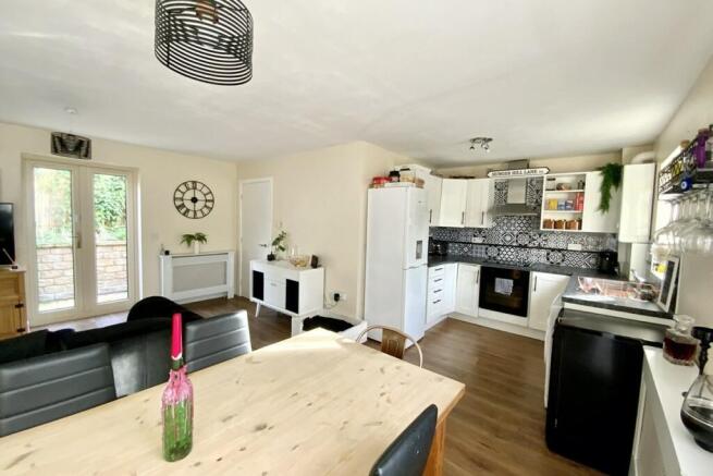 open plan family/liv