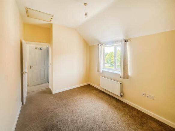 Worcester Close, Corby photo 4