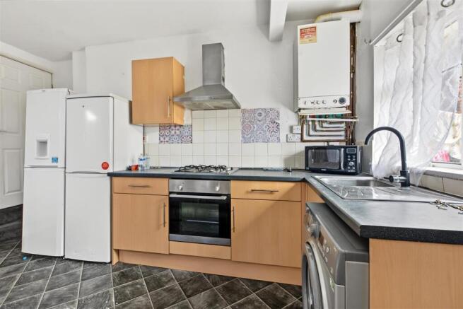 Kitchen_4.jpeg