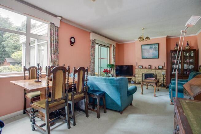 Sitting / Dining Room