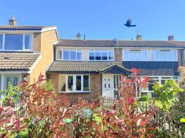 19, Hillsview, Luton LU3 3PD