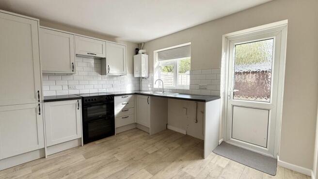 Kitchen/dining ro...