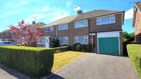 Fairway, Copthorne, RH10