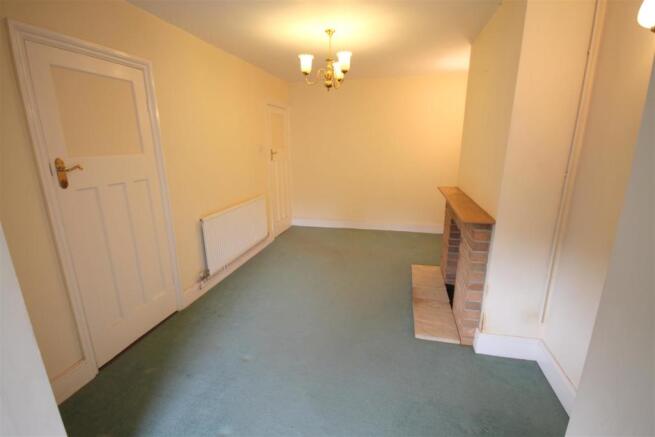 NV Sitting Room 2.JPG