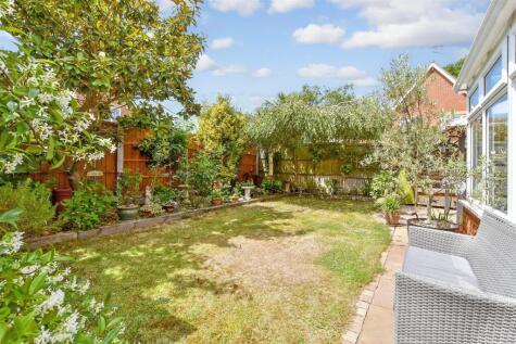 Royal Oak Chase, Laindon, Basildon, Essex