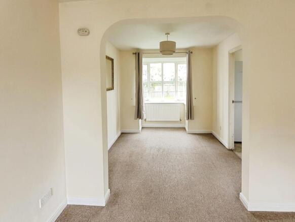 3 bed Detached for sale Image 4