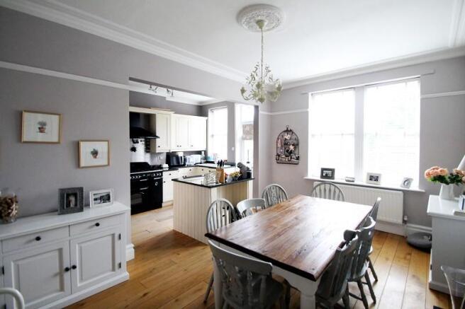 Impressive Kitchen/Diner