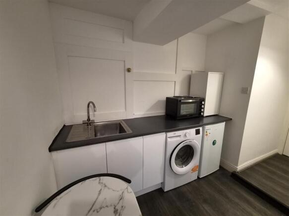 Kitchenette