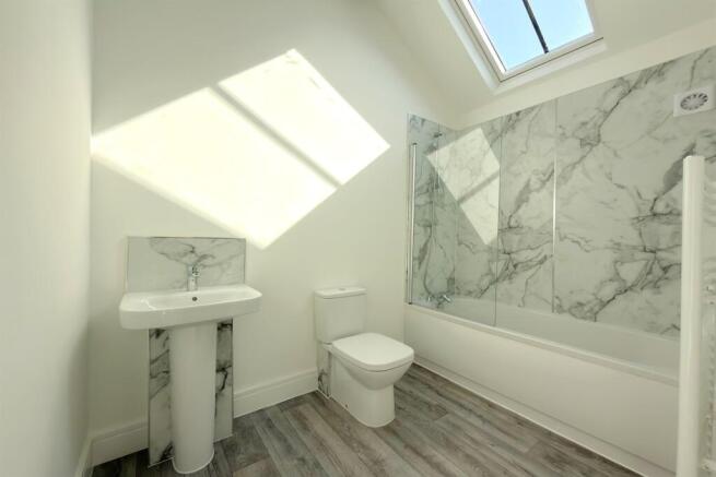 2 bed Bungalow for sale Image 9