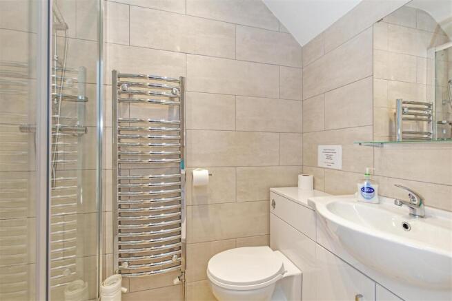 Bedroom 2 En Suite-1.jpg