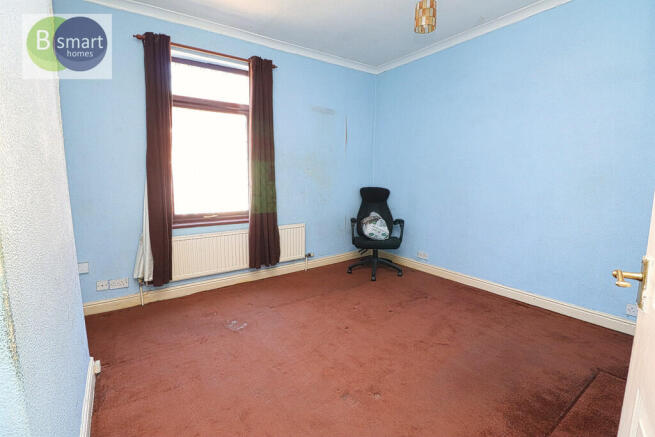 3 bed Terraced for sale Image 5