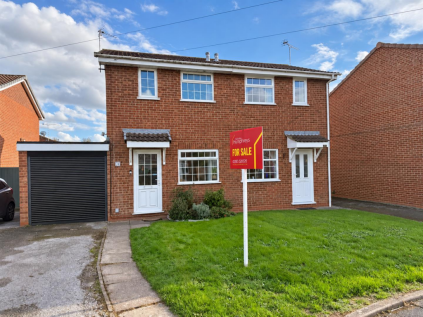 Glamis Close, Stretton