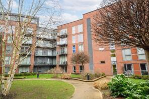 Flat 529, The Heart, Walton-on-thames KT12 1GF