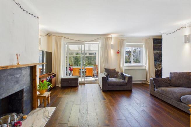 Lounge and Conservatory.
