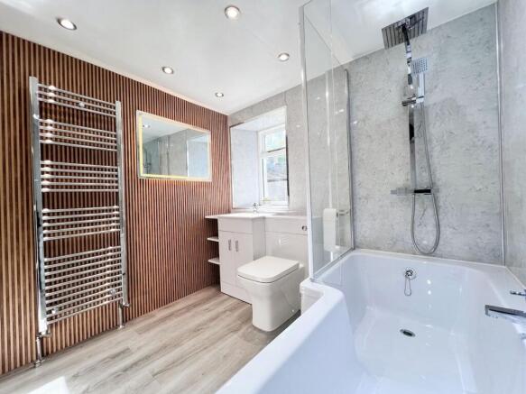 2 bed Cottage for sale Image 12