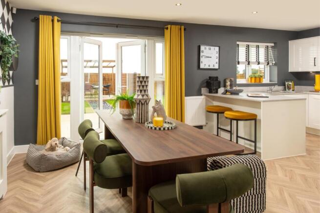 4 bed Detached for sale Image 2