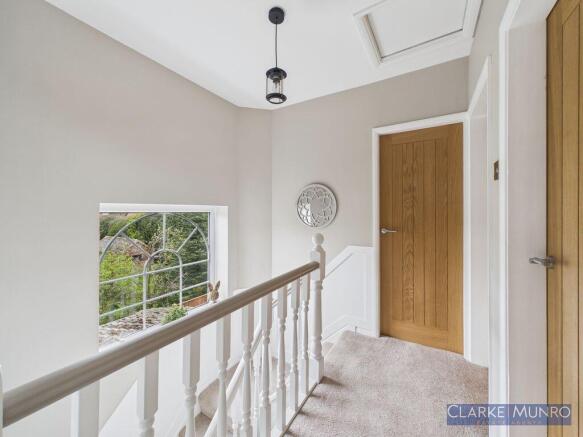 3 bed Semi-Detached for sale Image 12