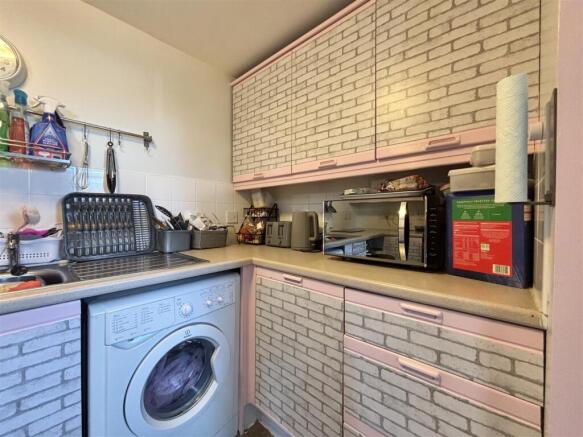 1 bed Apartment for sale Image 7