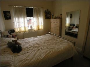 Principal Bedroom (R