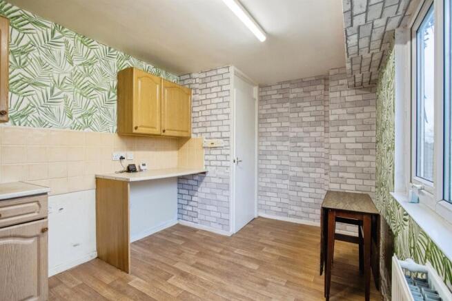 2 bed Terraced Bungalow for sale Image 7