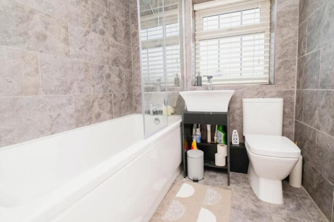 Family bathroom