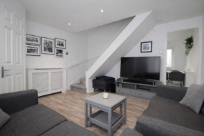 2, Danziger Way, Borehamwood WD6 5DA