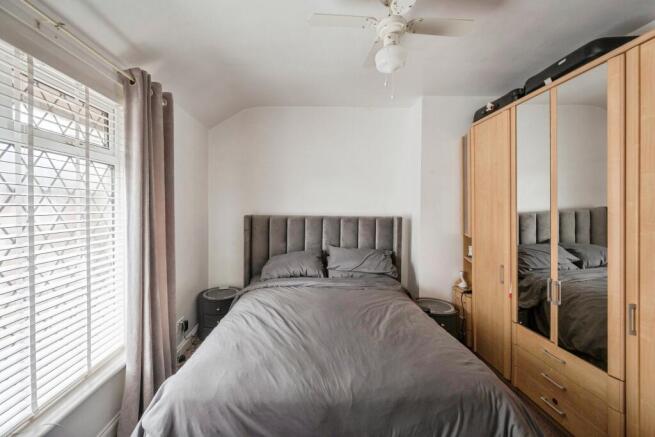 2 bed Terraced for sale Image 10