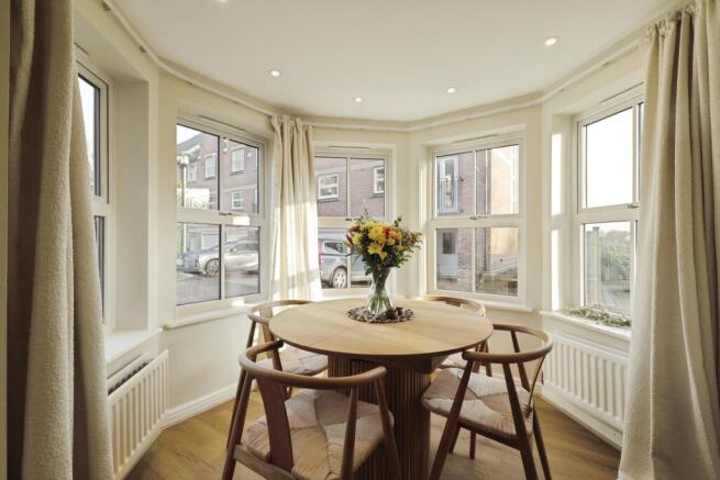 2 bed Ground Flat for sale Image 6
