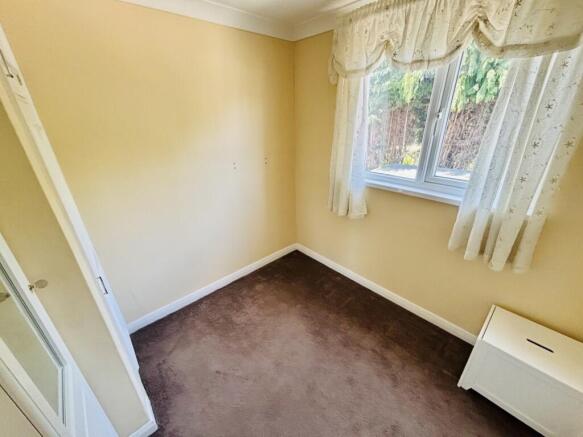3 bed Semi-Detached for sale Image 12
