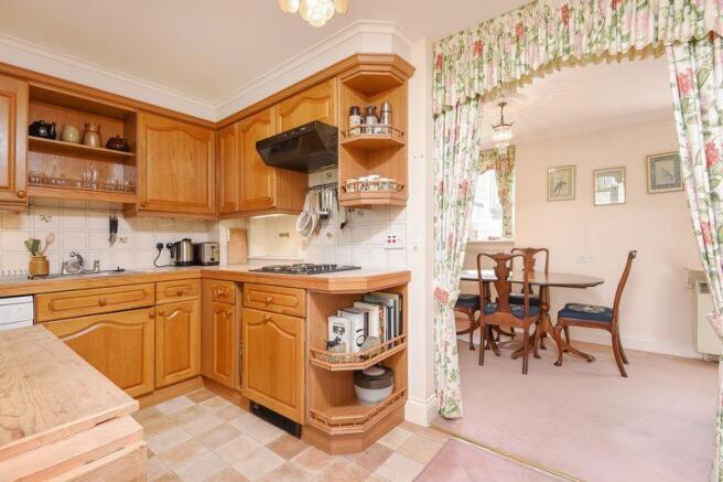Kitchen & ...