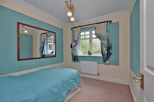 Photo 11