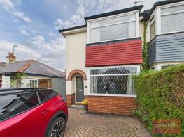 17, Scalby Avenue, Newby, Scarborough YO12 6HW