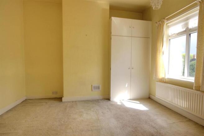 2 bed Terraced for sale Image 5