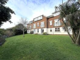 15, 47 Seldown Towers, Mount Pleasant Road, Poole BH15 1TH