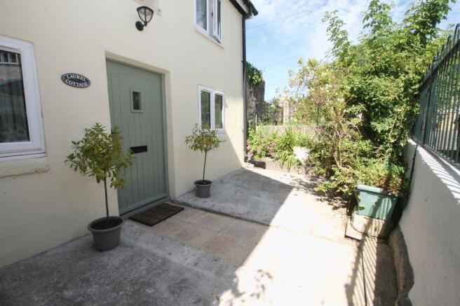 Courtyard to f...
