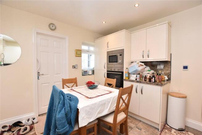 2 bed Bungalow for sale Image 12
