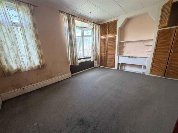 3 bed Terraced for sale Image 7