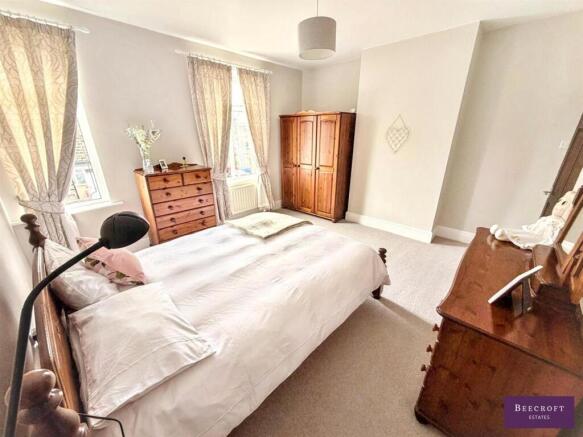 2 bed Semi-Detached for sale Image 11