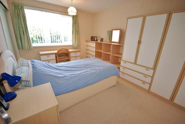 a bed 4.jpg
