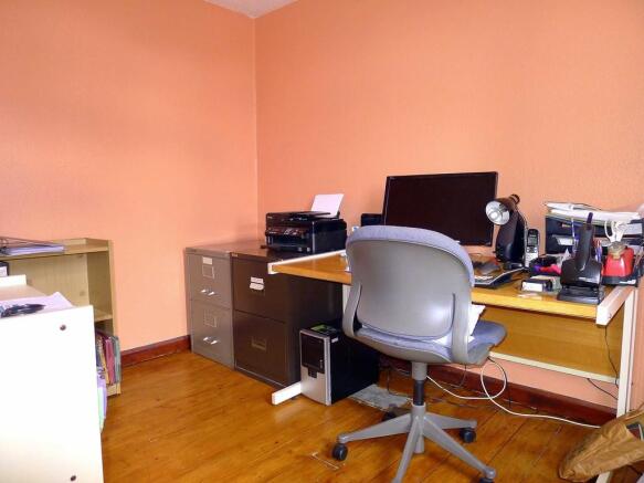 Photo 12