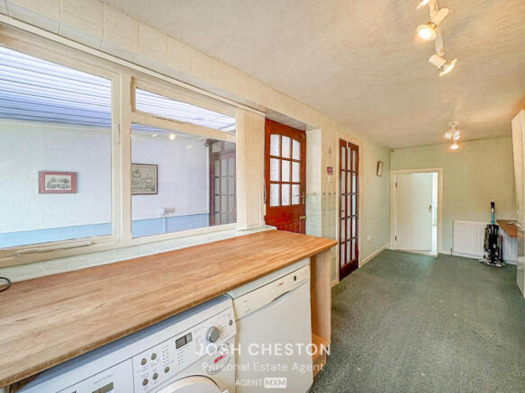 3 bed Detached Bungalow for sale Image 9