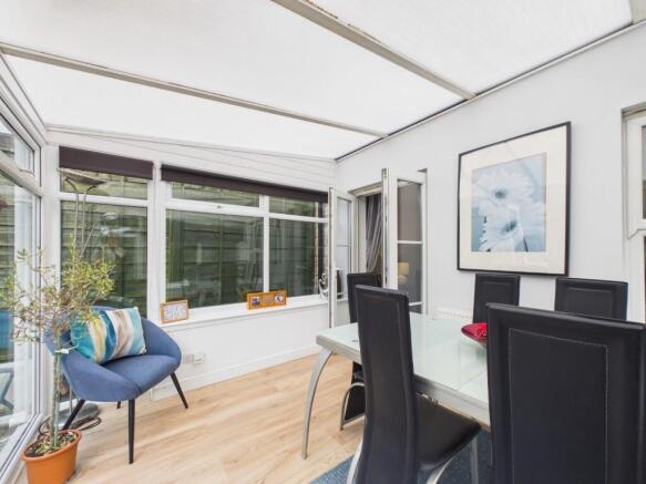 3 bed Town House for sale Image 10