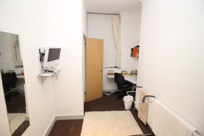 10 bed Terraced to rent Image 5