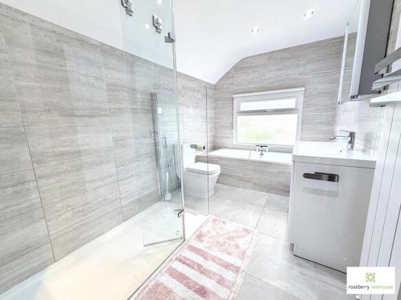 3 bed Terraced for sale Image 10
