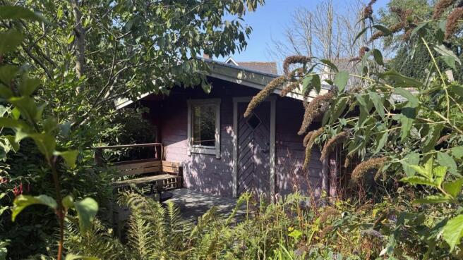 Cabin Front 2.jpg